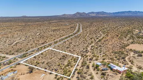 15635 W Diamond Bell Ranch Rd, Tucson, AZ 85736