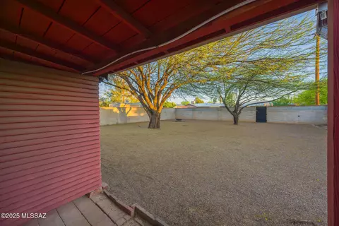 Exterior - 2348 E 20th St, Tucson, AZ 85719 photo 2 of 8