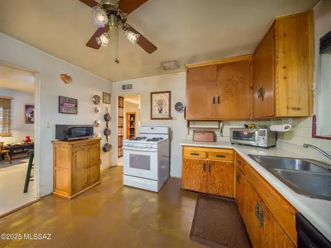Kitchen - 2348 E 20th St, Tucson, AZ 85719 photo 2 of 2