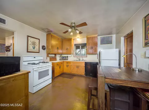 Kitchen - 2348 E 20th St, Tucson, AZ 85719 photo 1 of 2