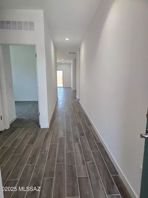 13971 E Crotalus Way E, Vail, AZ 85641 photo 2