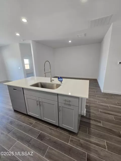 13971 E Crotalus Way E, Vail, AZ 85641 photo 4