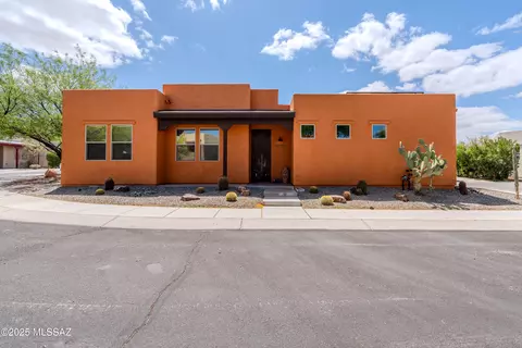 Exterior - 10594 E Marchetti Loop, Tucson, AZ 85747 photo 2 of 5