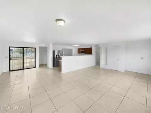 Living - 6733 E David Dr, Tucson, AZ 85730 photo 3 of 5