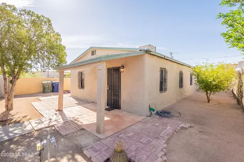 119 W 29th St, Tucson, AZ 85713
