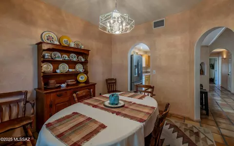 Dining - 11041 E Luster Light Pl, Tucson, AZ 85748 photo 2 of 2