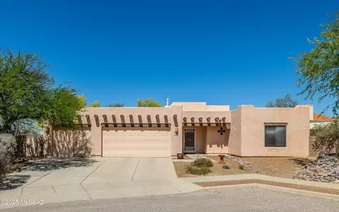 Exterior - 11041 E Luster Light Pl, Tucson, AZ 85748 photo 1 of 9