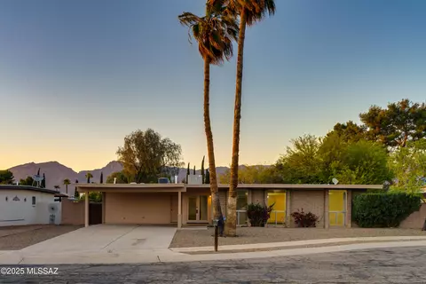 7801 E Linden St, Tucson, AZ 85715
