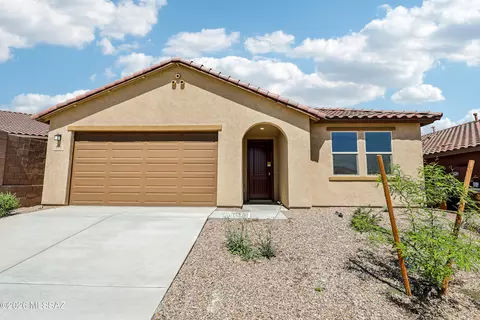 898 W Calle Bombona, Sahuarita, AZ 85629