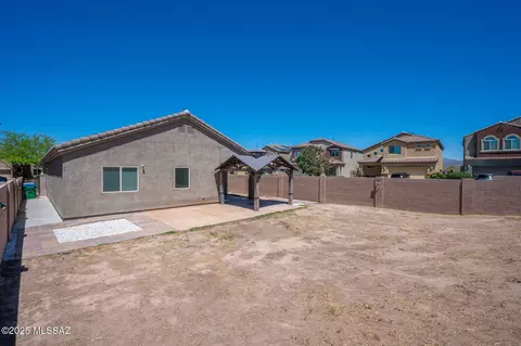 Exterior - 12260 Domnitch Dr, Vail, AZ 85641 photo 4 of 7