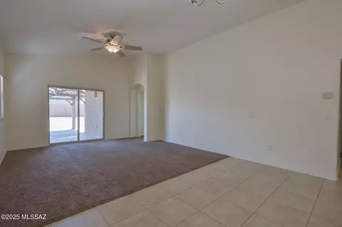 Living - 12260 Domnitch Dr, Vail, AZ 85641 photo 2 of 4