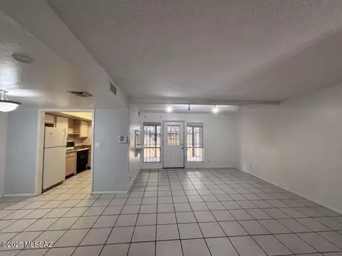 1531 E Prince Rd, Tucson, AZ 85719
