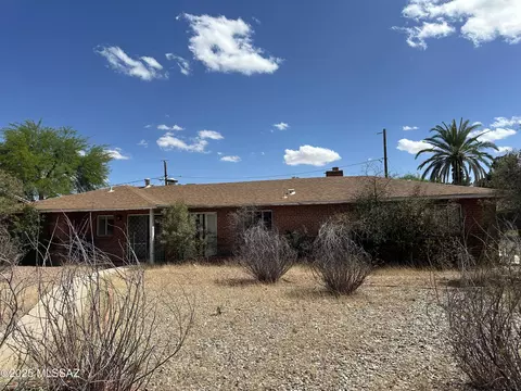 5324 E 8th St, Tucson, AZ 85711