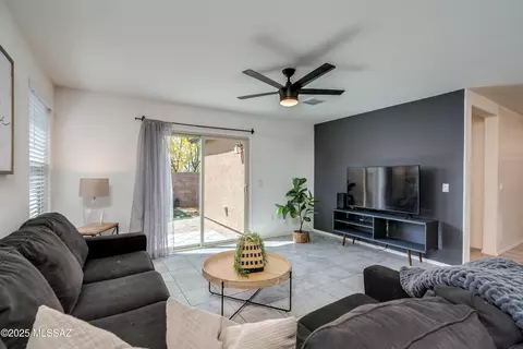 8552 E River Reserve Dr, Tucson, AZ 85710 photo 10