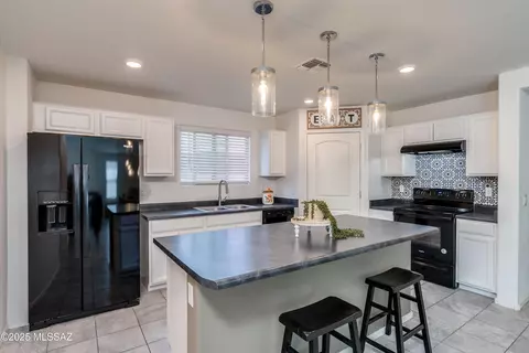 8552 E River Reserve Dr, Tucson, AZ 85710 photo 18