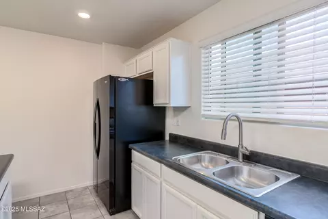 8552 E River Reserve Dr, Tucson, AZ 85710 photo 25