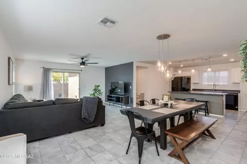 8552 E River Reserve Dr, Tucson, AZ 85710 photo 9