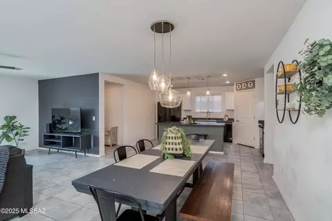 8552 E River Reserve Dr, Tucson, AZ 85710 photo 15
