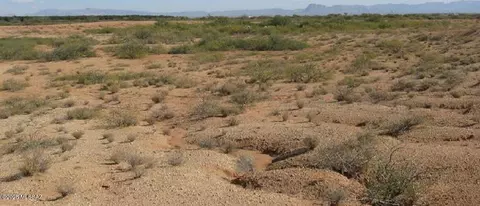 13 Ac Apache Pass Rd, Bowie, AZ 85605 photo 3