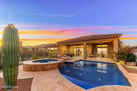 500 E Day Flower Dr, Oro Valley, AZ 85755