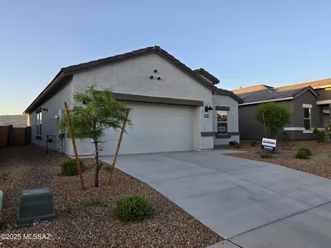 Exterior - 14045 E Crotalus Way E, Vail, AZ 85641 photo 2 of 5