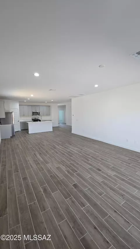 Living - 13979 E Crotalus Way E, Vail, AZ 85641 photo 1 of 1