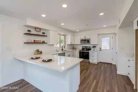 Kitchen - 4933 E Copper St, Tucson, AZ 85712 photo 2 of 10