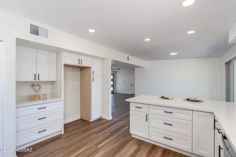 Kitchen - 4933 E Copper St, Tucson, AZ 85712 photo 8 of 10