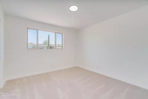 Bedroom - 4933 E Copper St, Tucson, AZ 85712 photo 5 of 7
