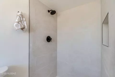 Bath - 4933 E Copper St, Tucson, AZ 85712 photo 2 of 4