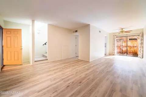 3800 E 2nd St #207, Tucson, AZ 85716