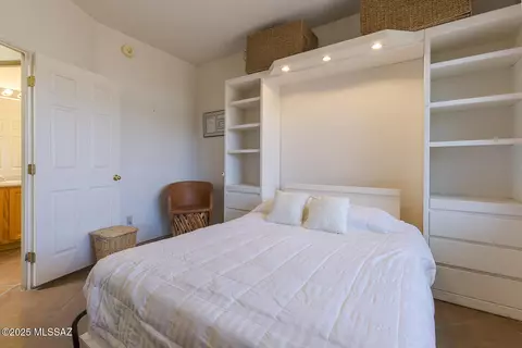 Bedroom - 1538 E Painted Colt Loop, Tucson, AZ 85719 photo 6 of 7