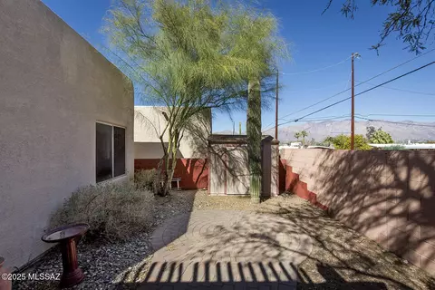 Exterior - 1538 E Painted Colt Loop, Tucson, AZ 85719 photo 10 of 15