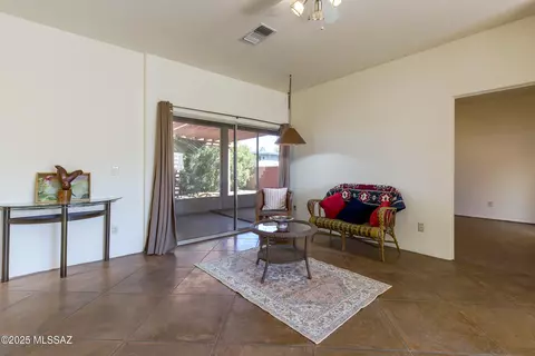 Living - 1538 E Painted Colt Loop, Tucson, AZ 85719 photo 2 of 3