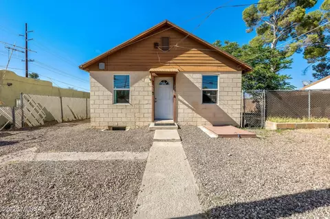 220 W Veterans Blvd, Tucson, AZ 85713