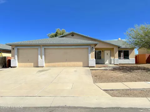 10211 E Hummingbird Meadow Way, Tucson, AZ 85747