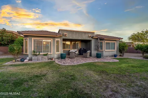 Exterior - 9224 S Big Tree Ln, Tucson, AZ 85756 photo 4 of 9