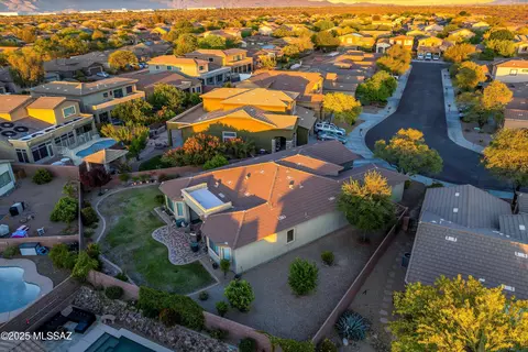 View/Area - 9224 S Big Tree Ln, Tucson, AZ 85756 photo 4 of 7