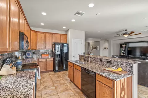 Kitchen - 9224 S Big Tree Ln, Tucson, AZ 85756 photo 2 of 3