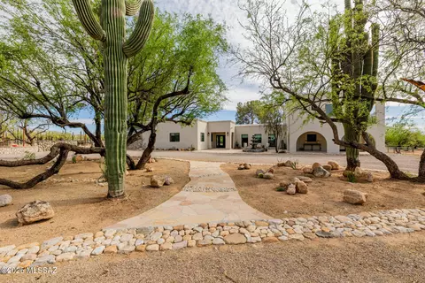 3597 N Bear Canyon Rd, Tucson, AZ 85749