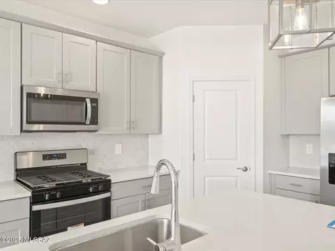 12575 E Remi Dr, Vail, AZ 85641 photo 3