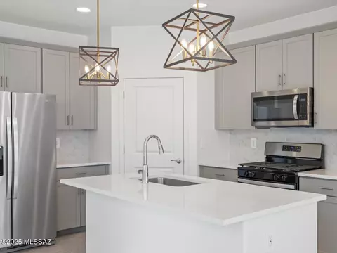 Kitchen - 12566 E Remi Dr, Vail, AZ 85641 photo 1 of 6