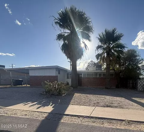 3318 S Tahoe Dr, Tucson, AZ 85730