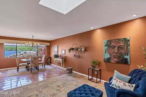 Dining - 7361 E Riverbank Loop, Tucson, AZ 85715 photo 2 of 4
