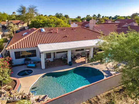 View/Area - 7361 E Riverbank Loop, Tucson, AZ 85715 photo 2 of 5