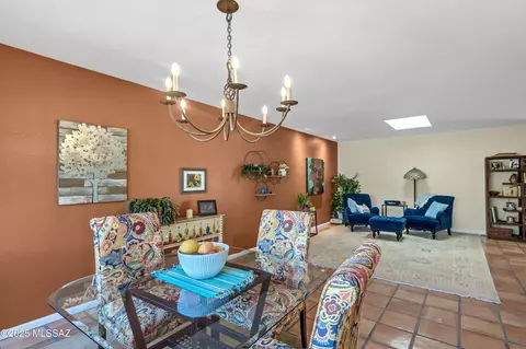Dining - 7361 E Riverbank Loop, Tucson, AZ 85715 photo 4 of 4