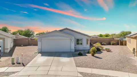 7607 S Athel Tree Dr, Tucson, AZ 85747