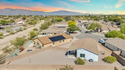 7607 S Athel Tree Dr, Tucson, AZ 85747 photo 6