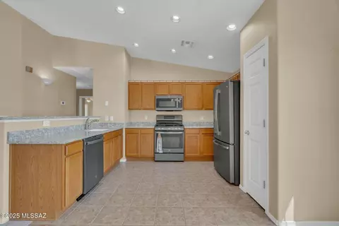 7607 S Athel Tree Dr, Tucson, AZ 85747 photo 22