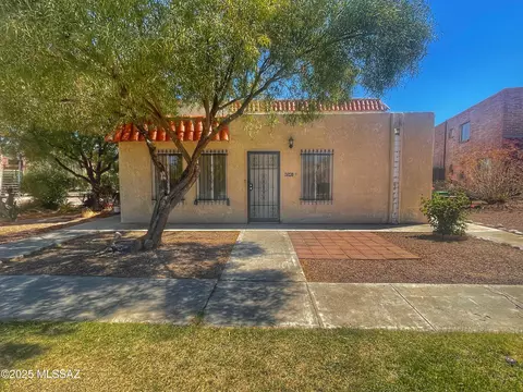 6541 E Calle La Paz #A, Tucson, AZ 85715